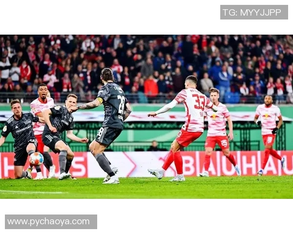 莱比锡红牛与多特蒙特激战正酣谁能在德甲赛场上笑到最后