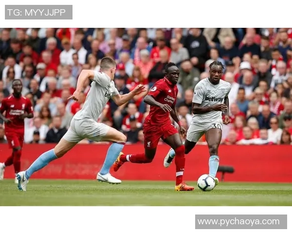 西汉姆联对阵昂热队的精彩对决即将上演球迷期待的巅峰之战