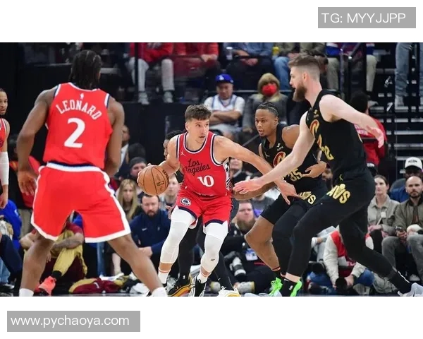 火箭与快船激战正酣006在线直播精彩瞬间全程回顾