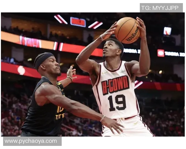 2012至2013年火箭队赛季回顾与对手较量精彩瞬间分析 2012至2013年火箭队赛季回顾与对手较量精彩瞬间分析