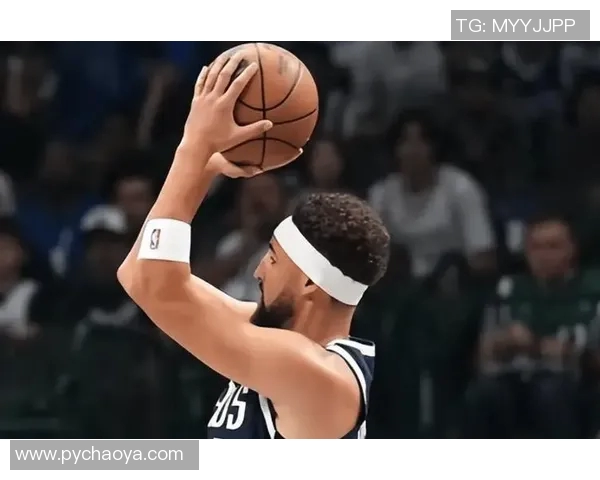 克莱汤普森：勇士队的三分射手与坚韧精神的完美结合